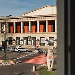 Theatre Art Residence